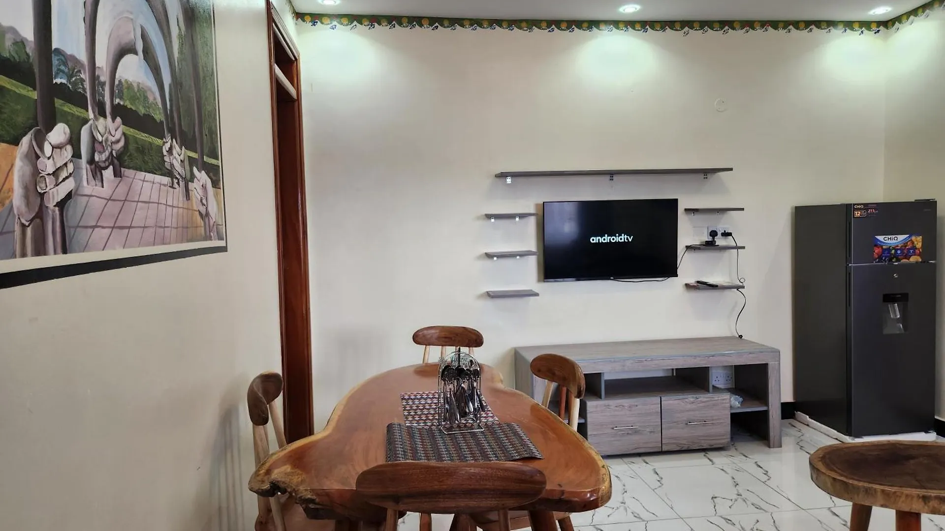 Equator Suites Apartment Kampala - Ivory Mall Bunga- Gaba Road