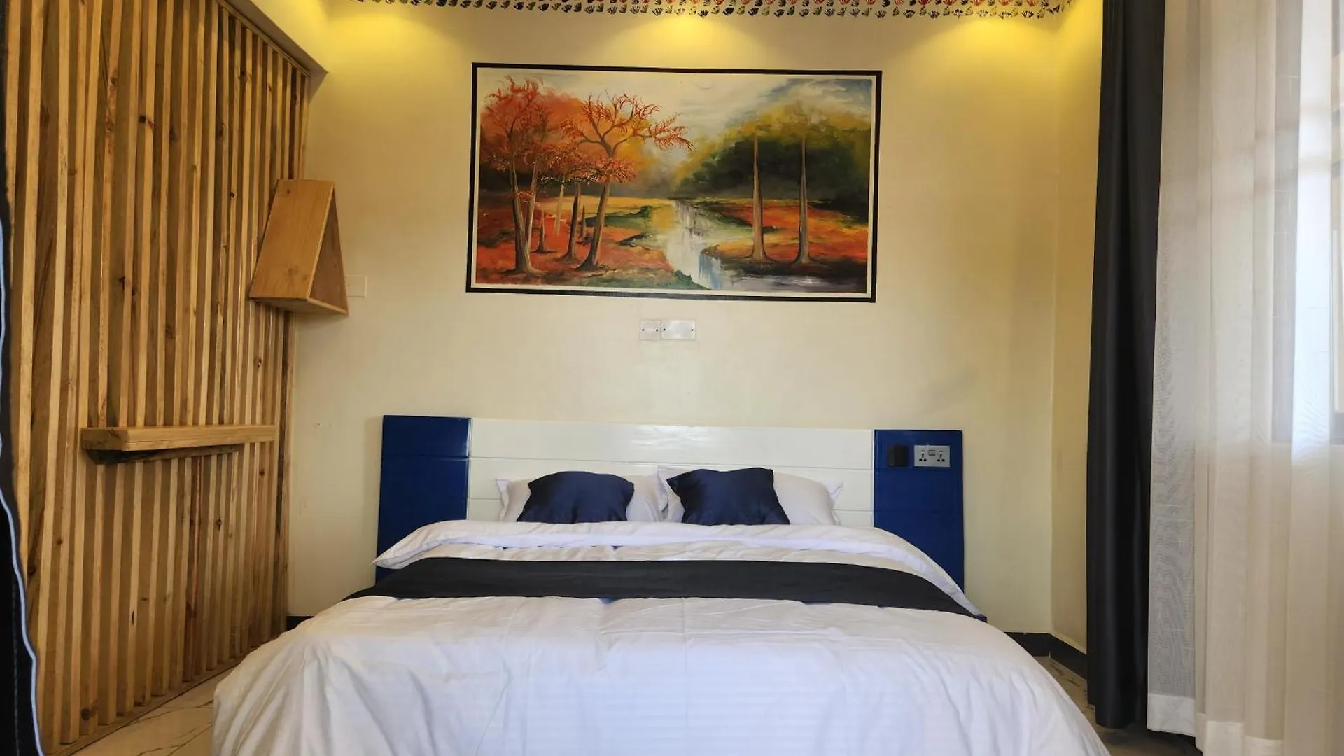 Equator Suites Apartment Kampala - Ivory Mall Bunga- Gaba Road