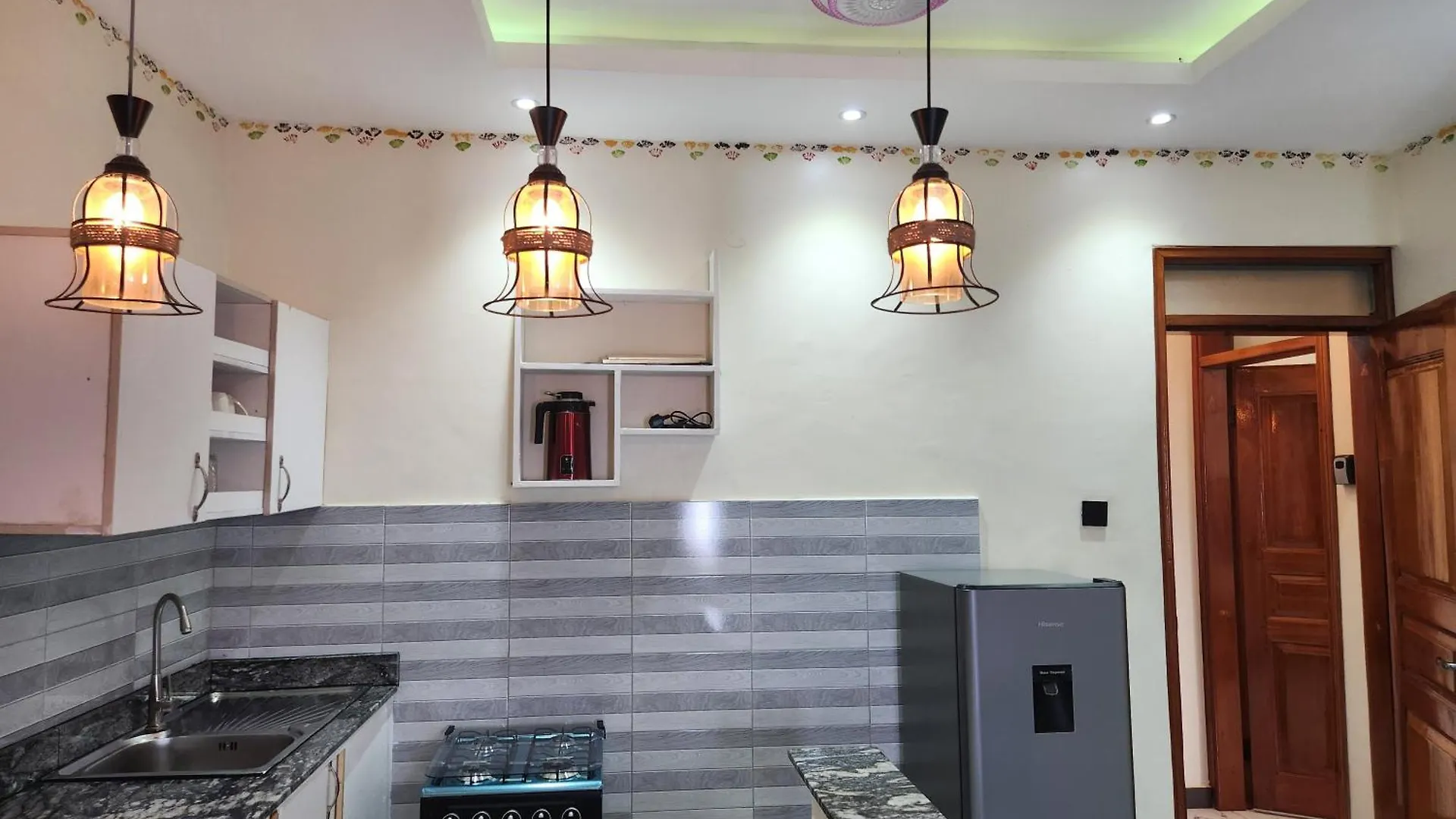 Equator Suites Apartment Kampala - Ivory Mall Bunga- Gaba Road