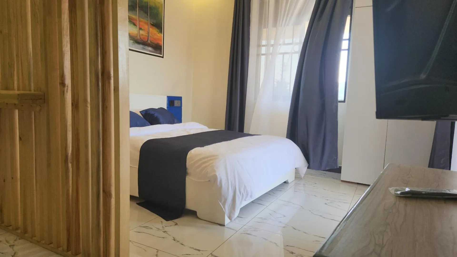 Equator Suites Apartment Kampala - Ivory Mall Bunga- Gaba Road