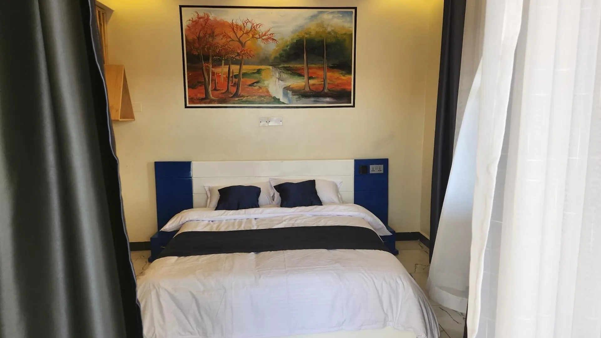 Equator Suites Apartment Kampala - Ivory Mall Bunga- Gaba Road